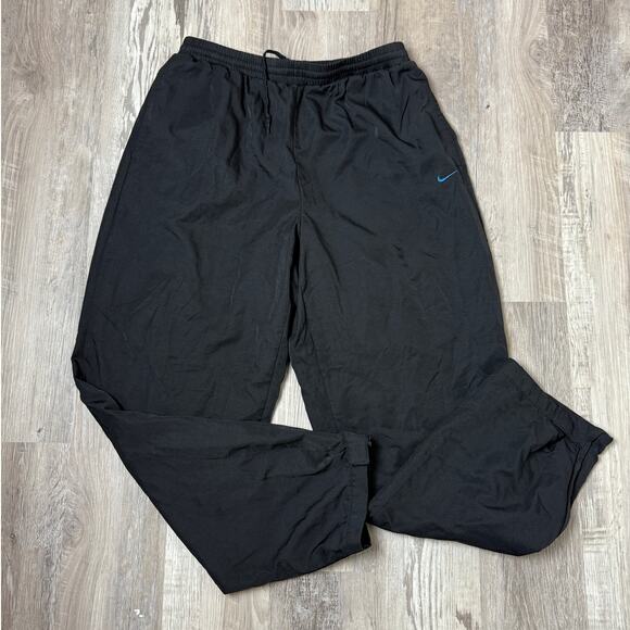 Vintage Nike Swoosh Men’s Black Nylon Track Pants XL Retro Athletic 90s Style - Picture 1 of 13